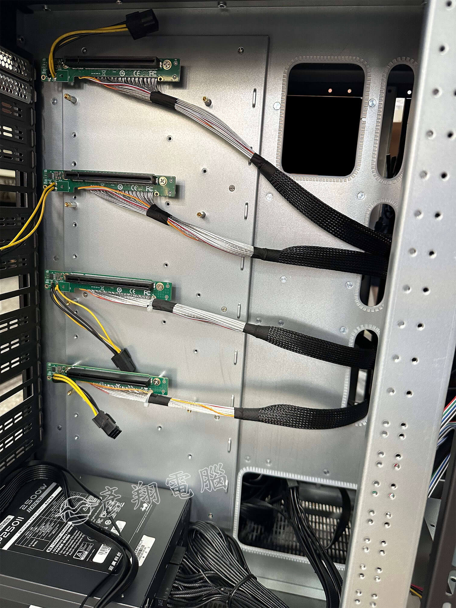 多卡GPU工作站-支援6組360mm水冷排極限散熱規格